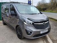 VAUXHALL VIVARO