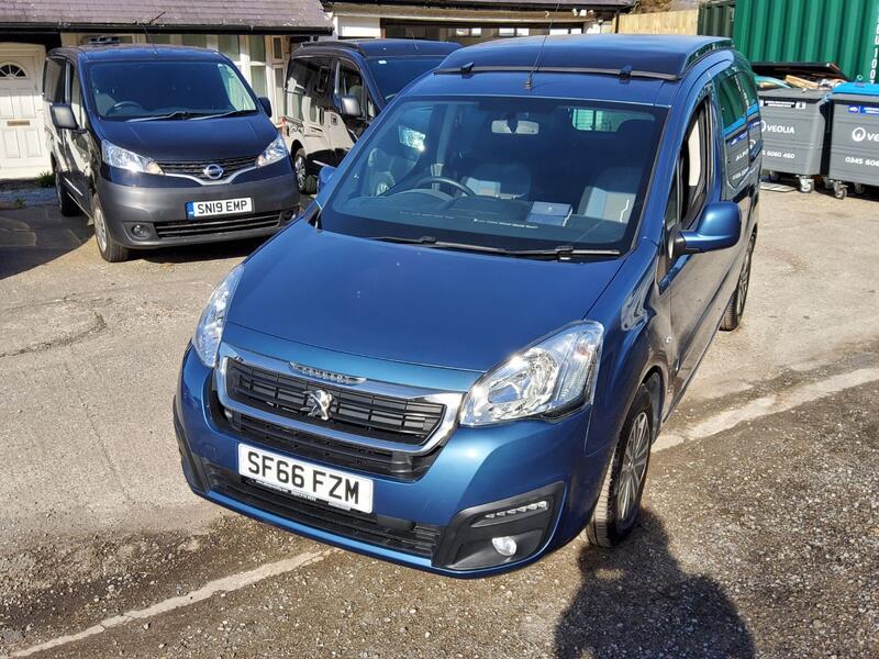 PEUGEOT PARTNER