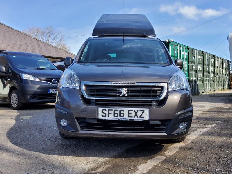 PEUGEOT PARTNER
