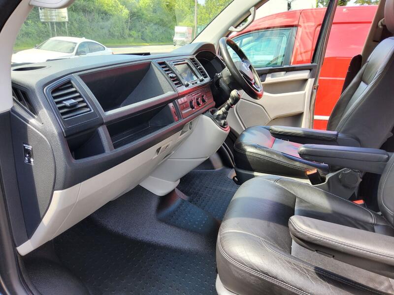 VOLKSWAGEN TRANSPORTER