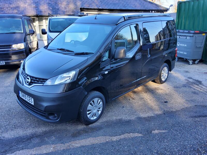 NISSAN NV200