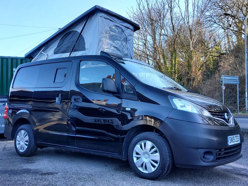 NISSAN NV200