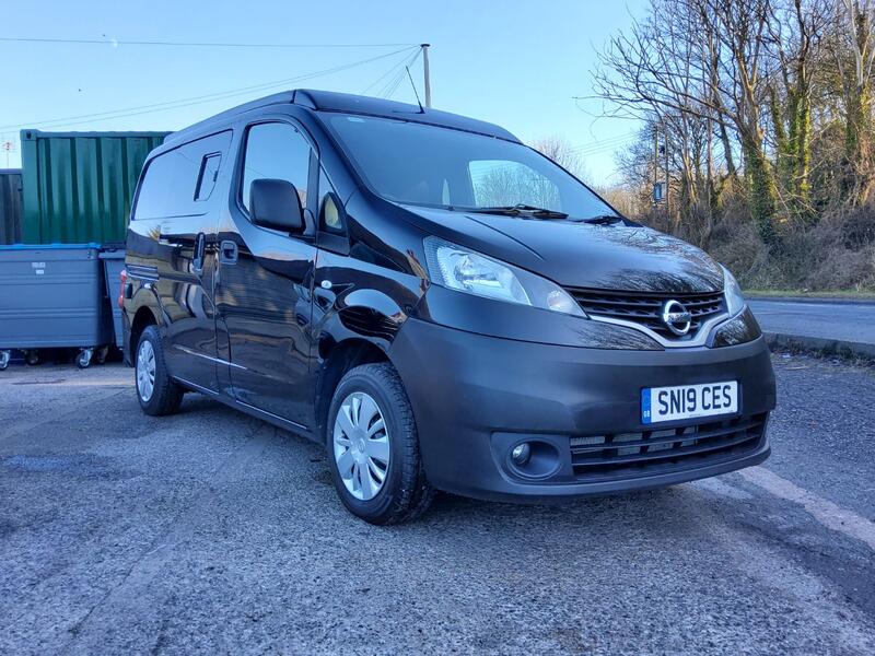 NISSAN NV200