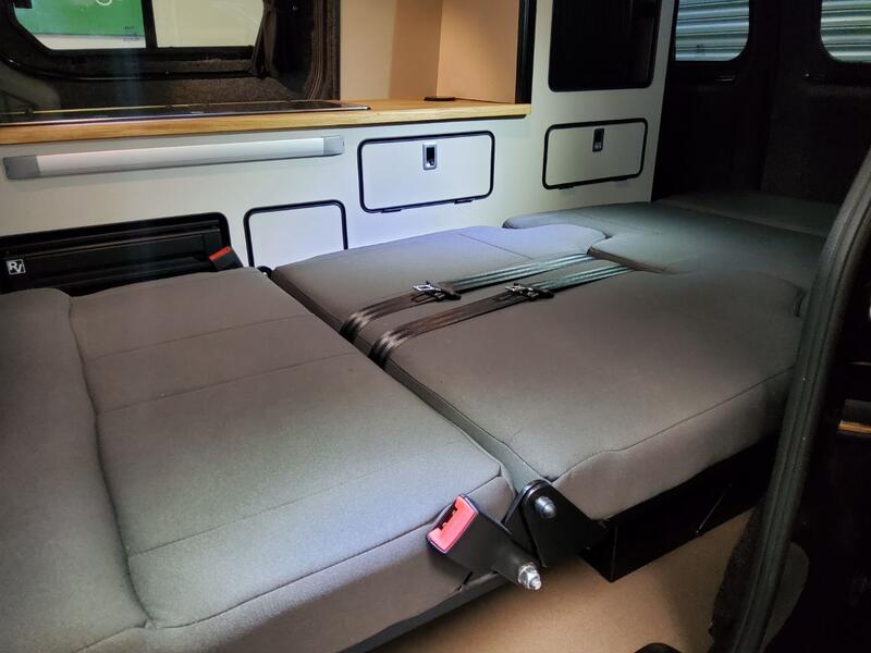 NISSAN NV200
