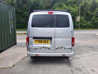 NISSAN NV200