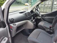 NISSAN NV200