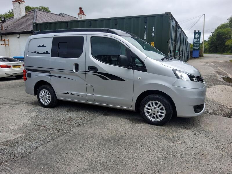 NISSAN NV200
