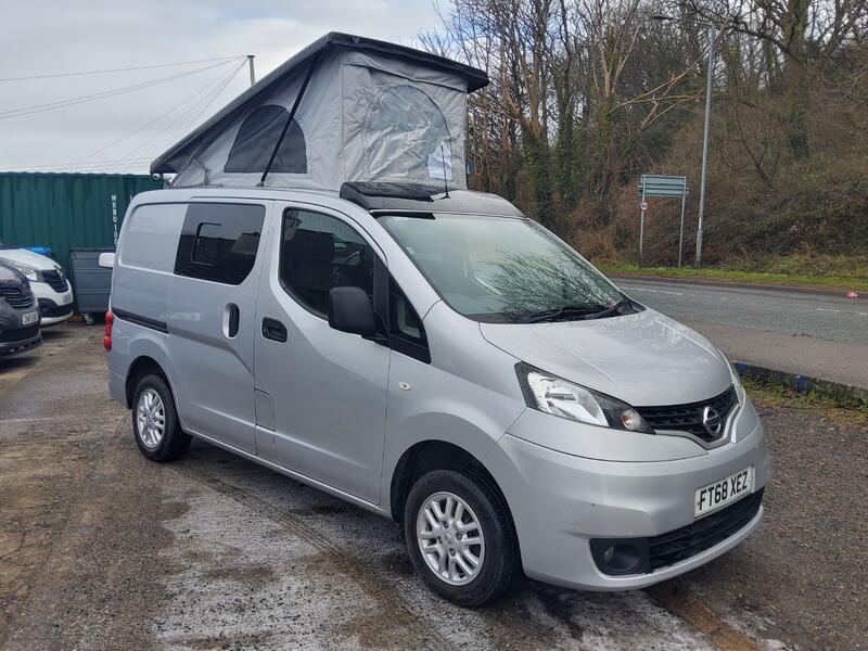 NISSAN NV200