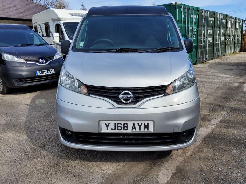 NISSAN NV200