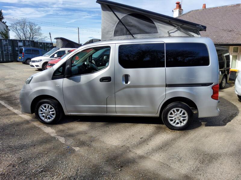 NISSAN NV200