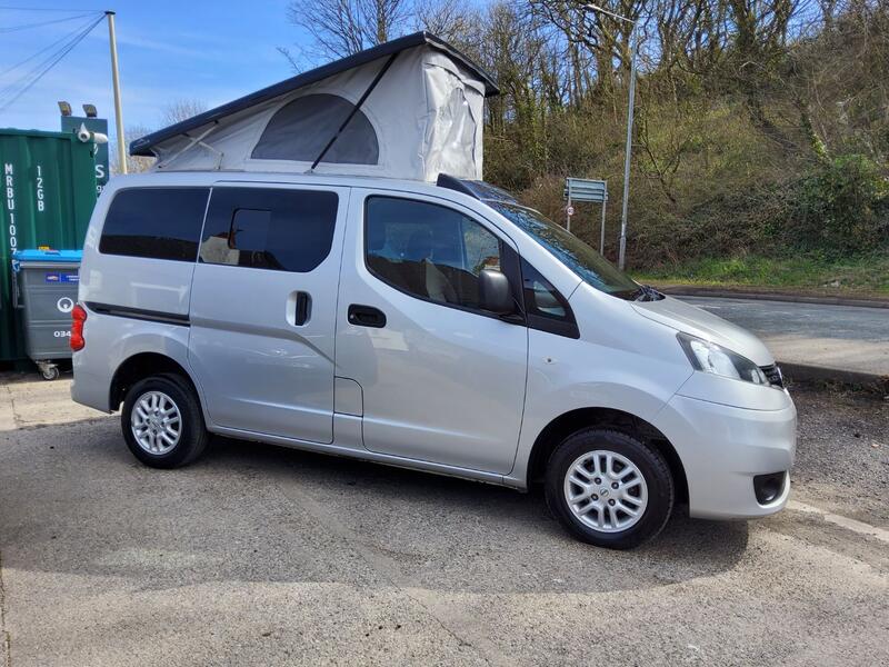 NISSAN NV200
