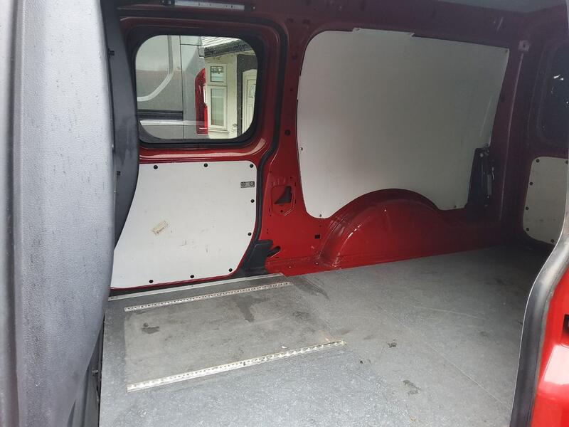 VOLKSWAGEN CADDY MAXI