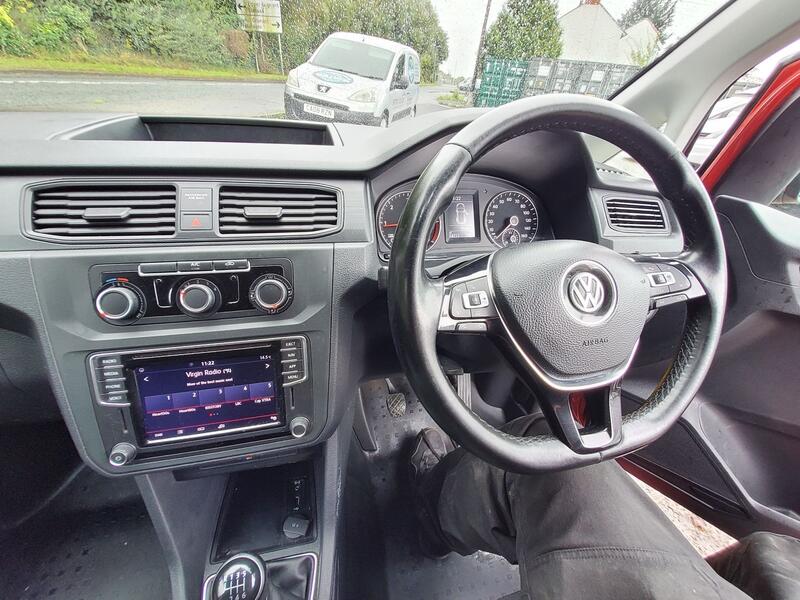 VOLKSWAGEN CADDY MAXI