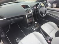 PEUGEOT 207 CC