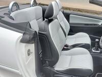 PEUGEOT 207 CC