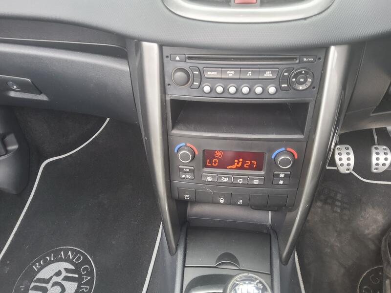 PEUGEOT 207 CC