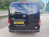 NISSAN NV200