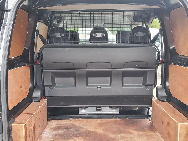 NISSAN NV200