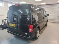 NISSAN NV200