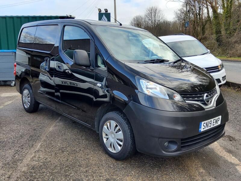 NISSAN NV200