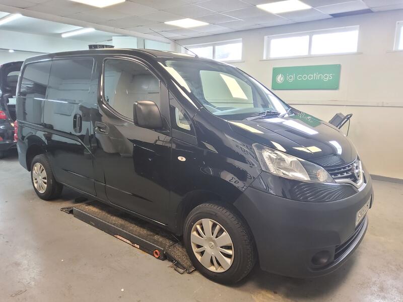 NISSAN NV200