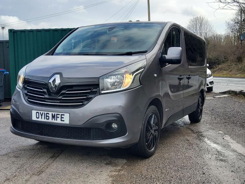 RENAULT TRAFIC
