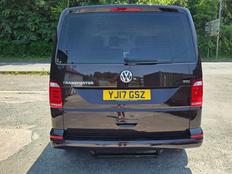 VOLKSWAGEN TRANSPORTER