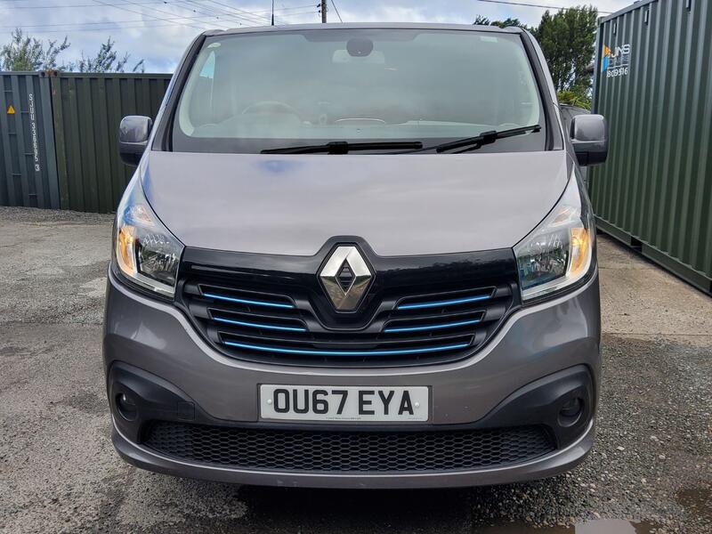 RENAULT TRAFIC