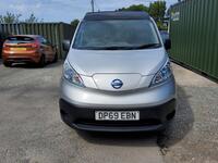 NISSAN E-NV200