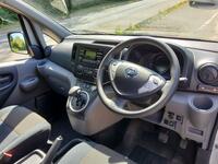 NISSAN E-NV200