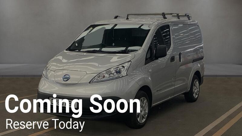 NISSAN E-NV200