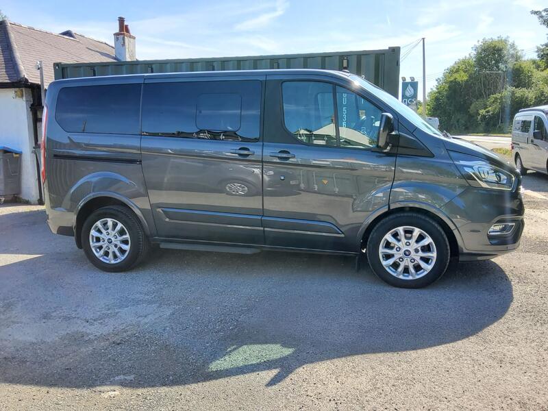 FORD TOURNEO CUSTOM