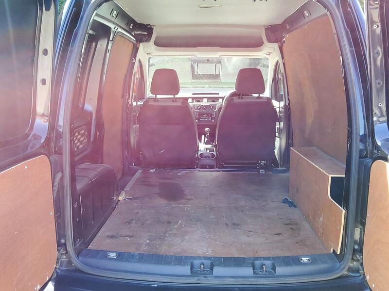 VOLKSWAGEN CADDY