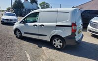 FORD TRANSIT COURIER