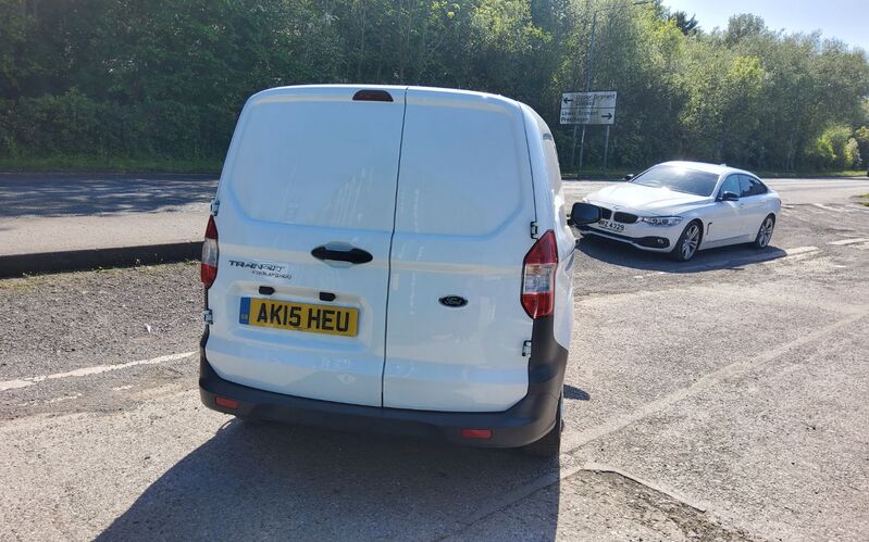 FORD TRANSIT COURIER