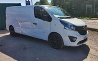 VAUXHALL VIVARO