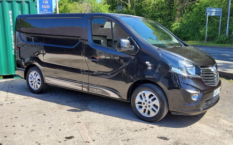 VAUXHALL VIVARO