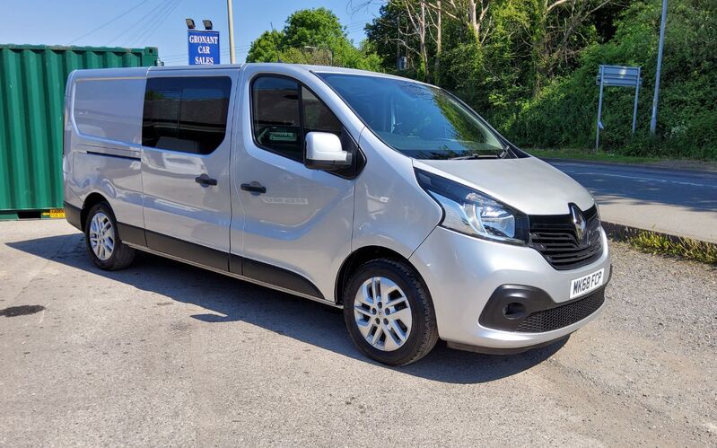 RENAULT TRAFIC