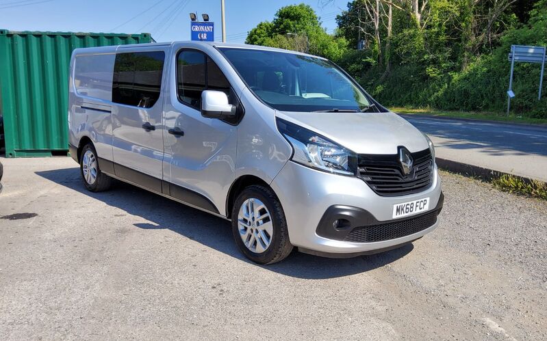 RENAULT TRAFIC