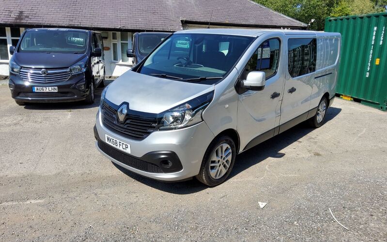 RENAULT TRAFIC