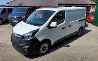 VAUXHALL VIVARO