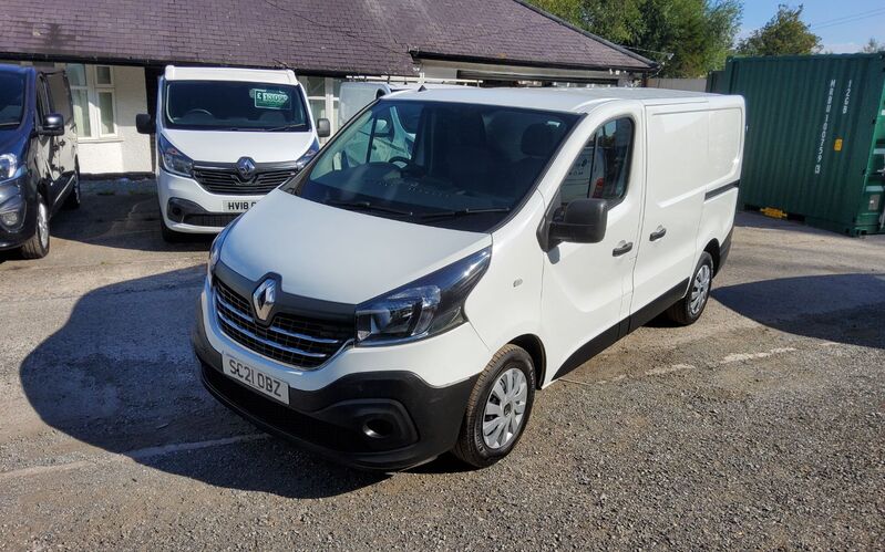 RENAULT TRAFIC