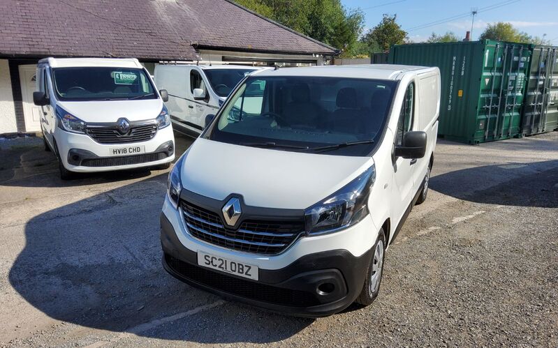 RENAULT TRAFIC