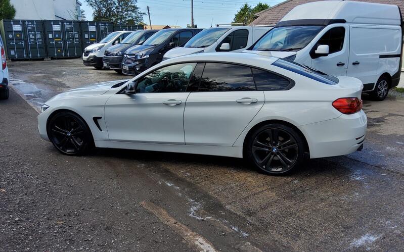 BMW 4 SERIES