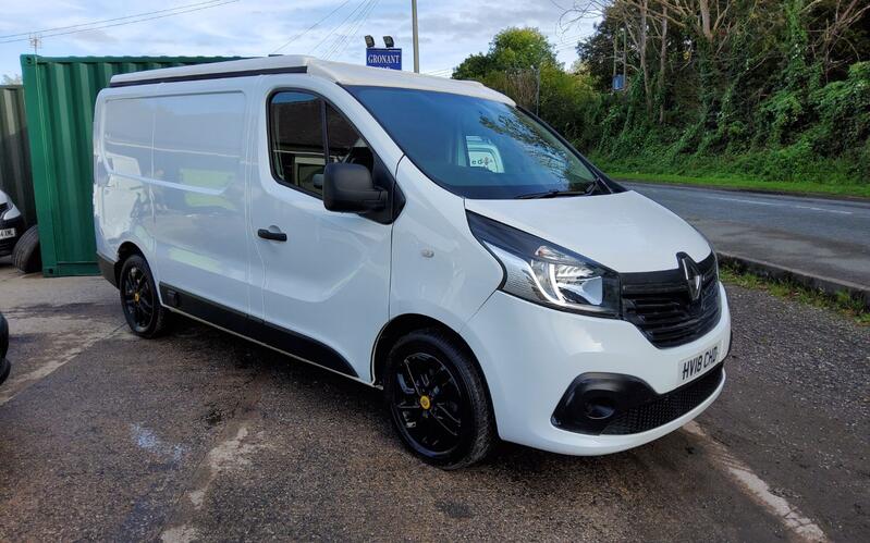 RENAULT TRAFIC