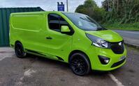 VAUXHALL VIVARO